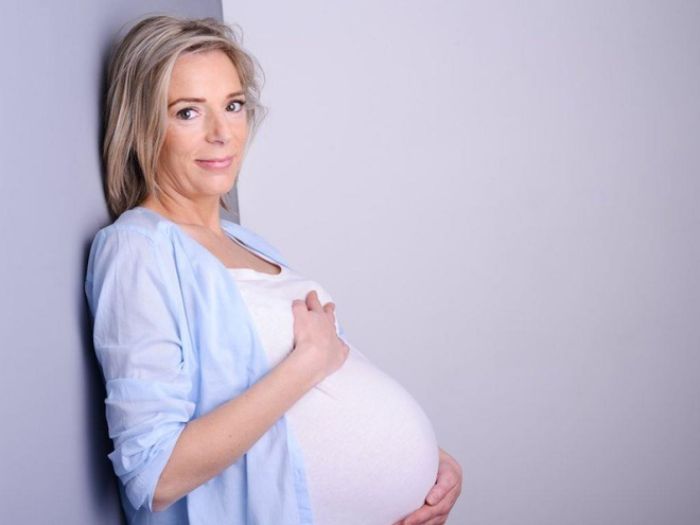Phụ nữ mang thai khi đã trên 40 tuổi hoặc thiếu niên dưới 18 tuổi có nguy cơ dễ bị nhiễm độc thai kỳ