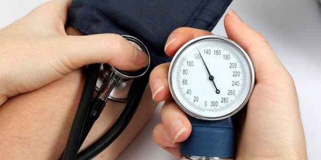 Các mức trung bình và cao của huyết áp là bao nhiêu?
